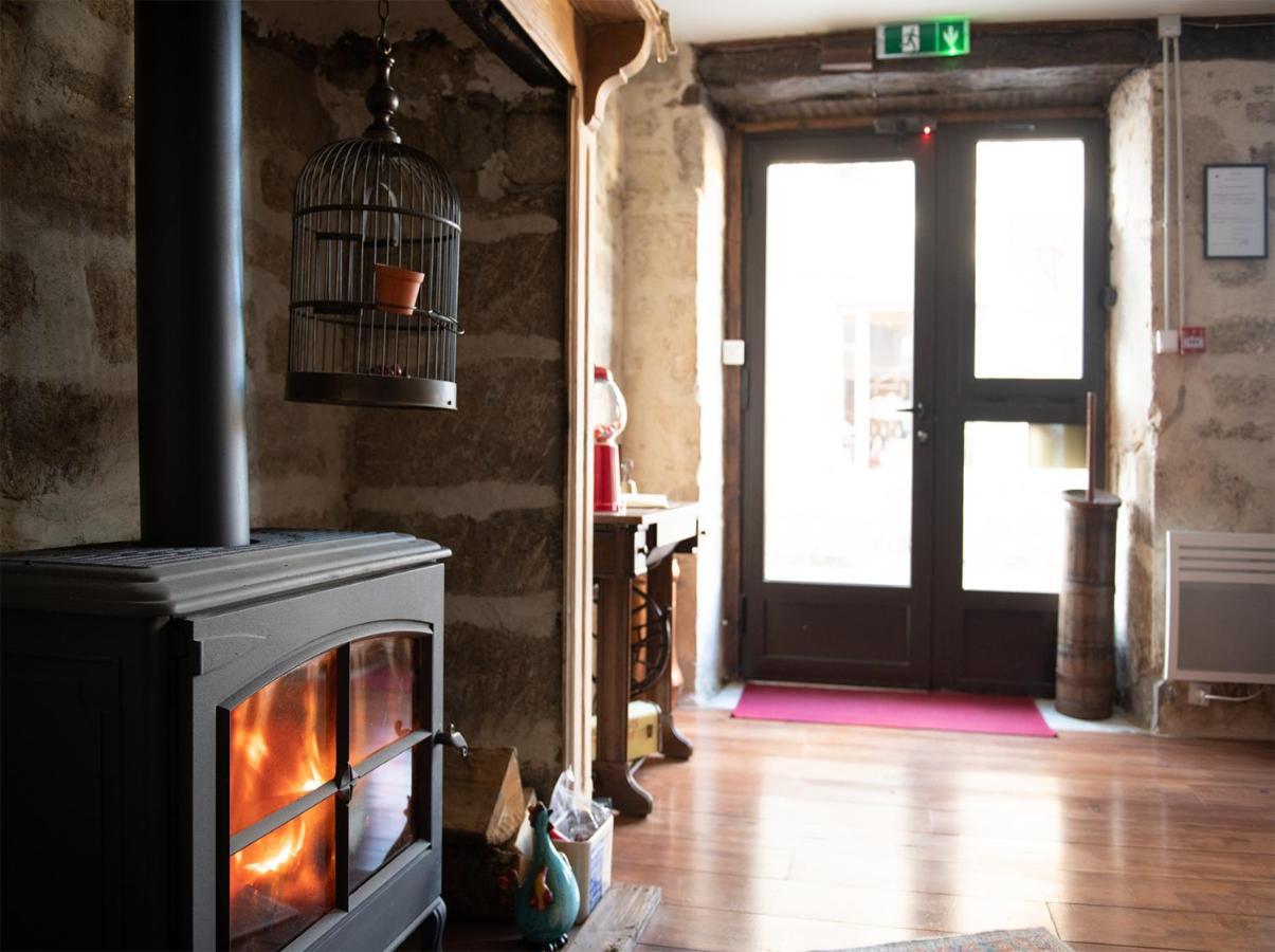 Pat A Touille Bed and Breakfast Treignac Eksteriør billede