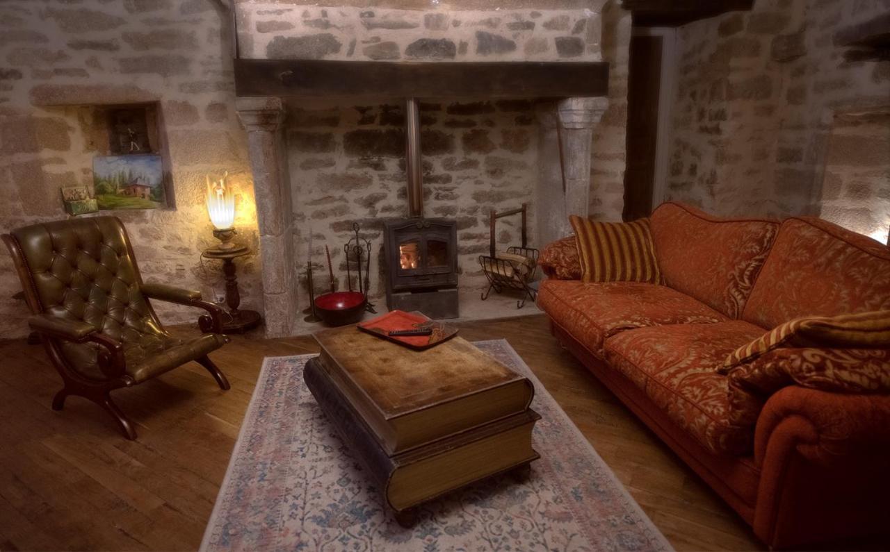 Pat A Touille Bed and Breakfast Treignac Eksteriør billede