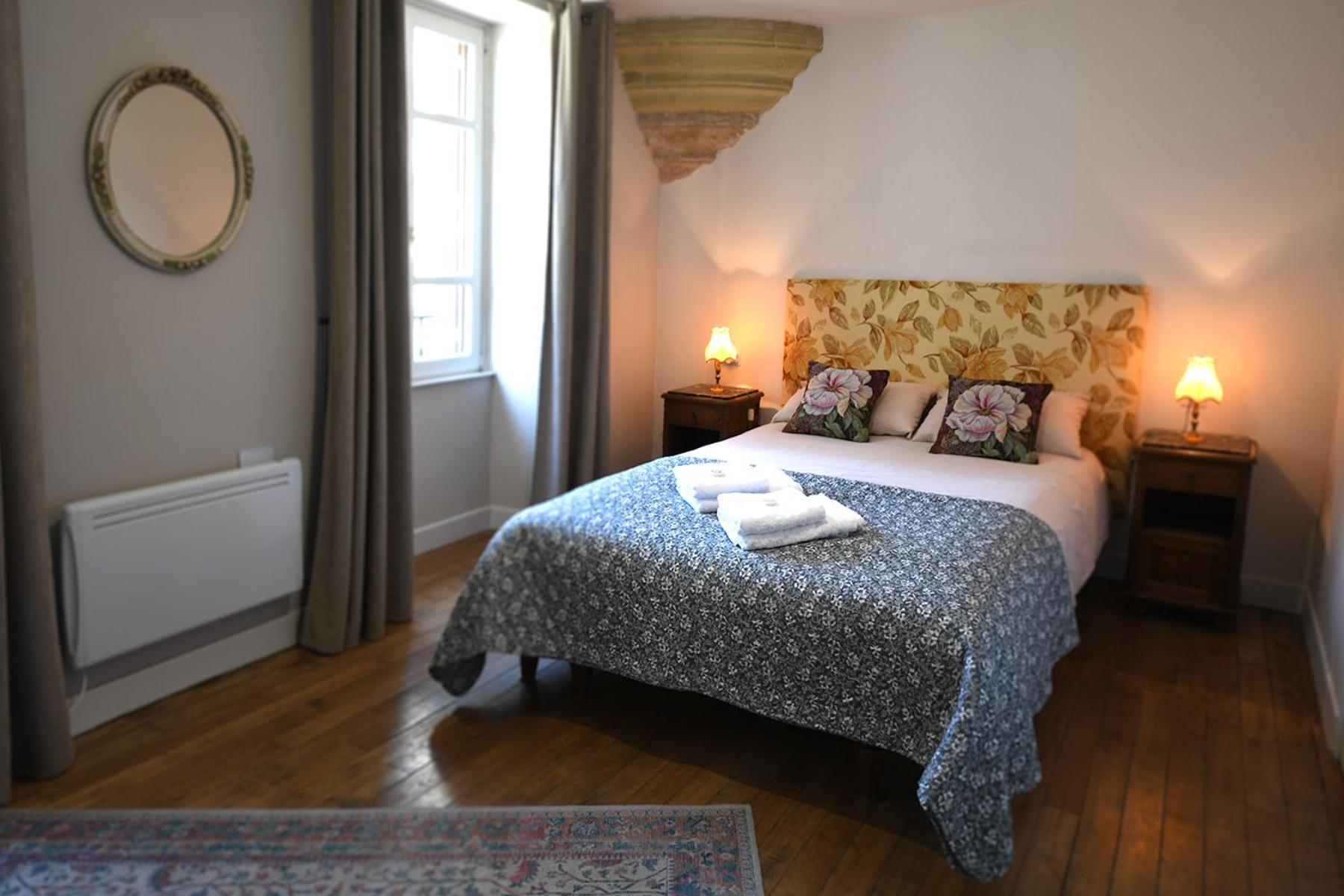 Pat A Touille Bed and Breakfast Treignac Eksteriør billede